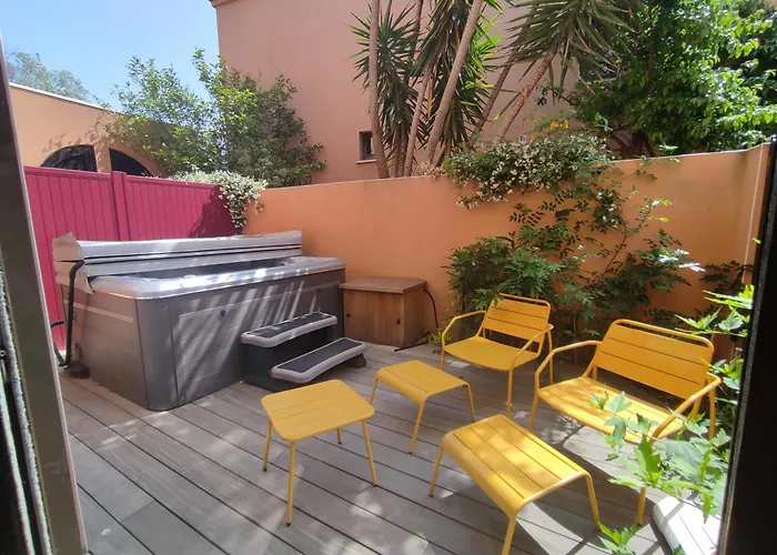 2, 3 Couple Only Au Village Naturiste Riad Agde